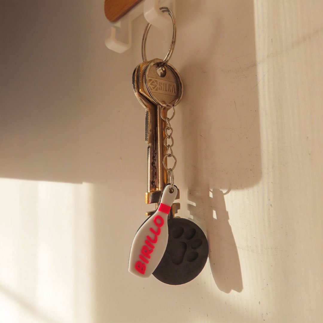 Birillo allegro "come il Tuo Pelosetto" portachiavi - Zampettiamo